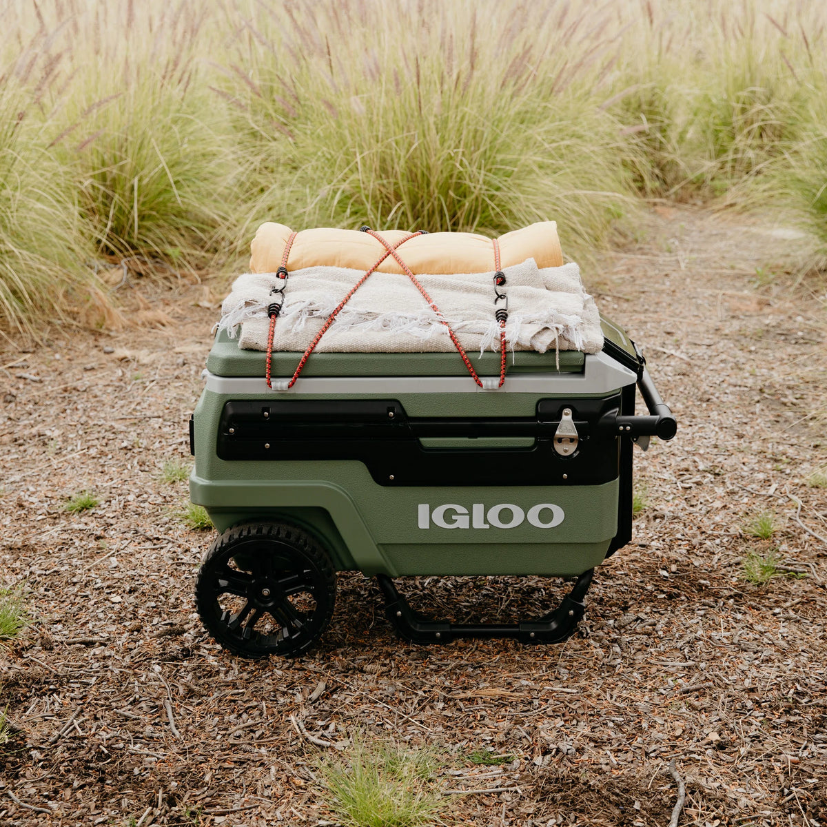 Igloo 70 QT Trailmate Journey Rolling Cooler, Carbonite Gray