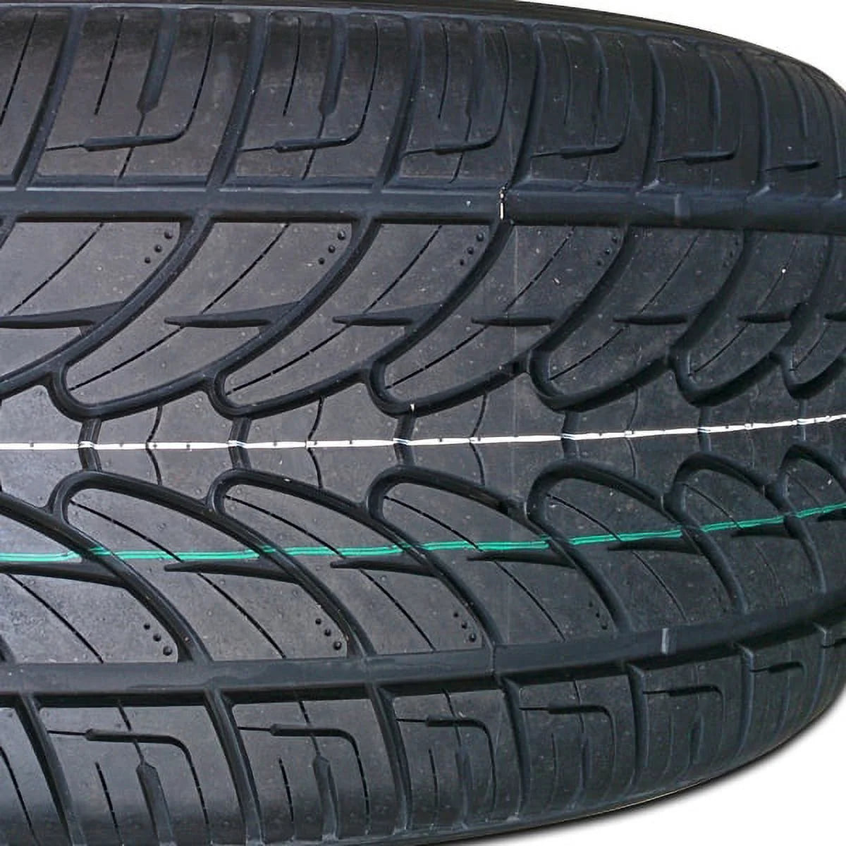 Set of 4 Lionhart LH - TEN 285/45R22 114V XL All-Season M+S Performance Truck / SUV Tires LHST102245020 / 285/45/22 / 2854522