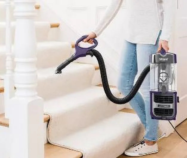 Shark ZD201 Lift - Away Upright Vacuum with Powerfin Roller - NEW IN Box!