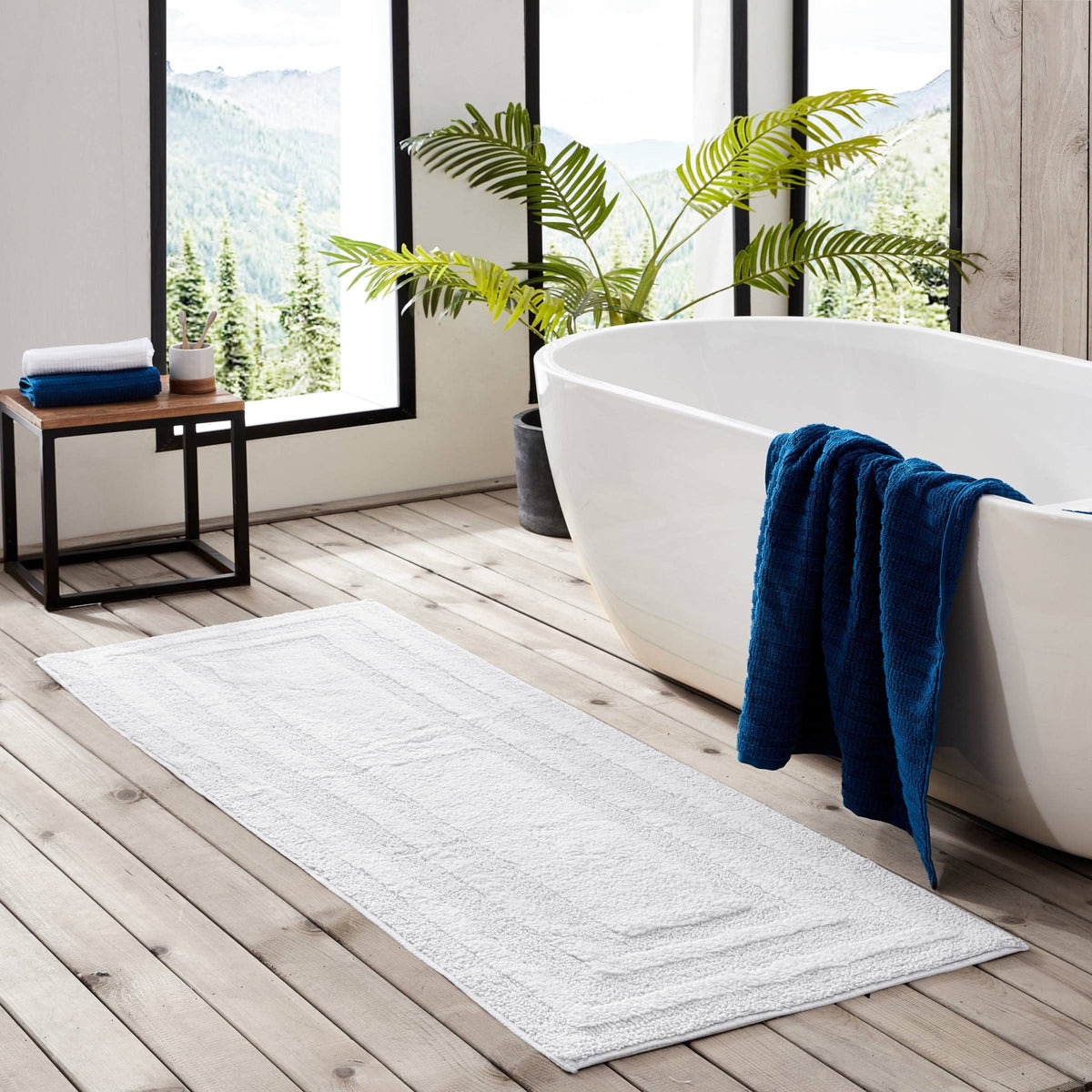 Eddie Bauer Logan Cotton Bath Runner Rug - White