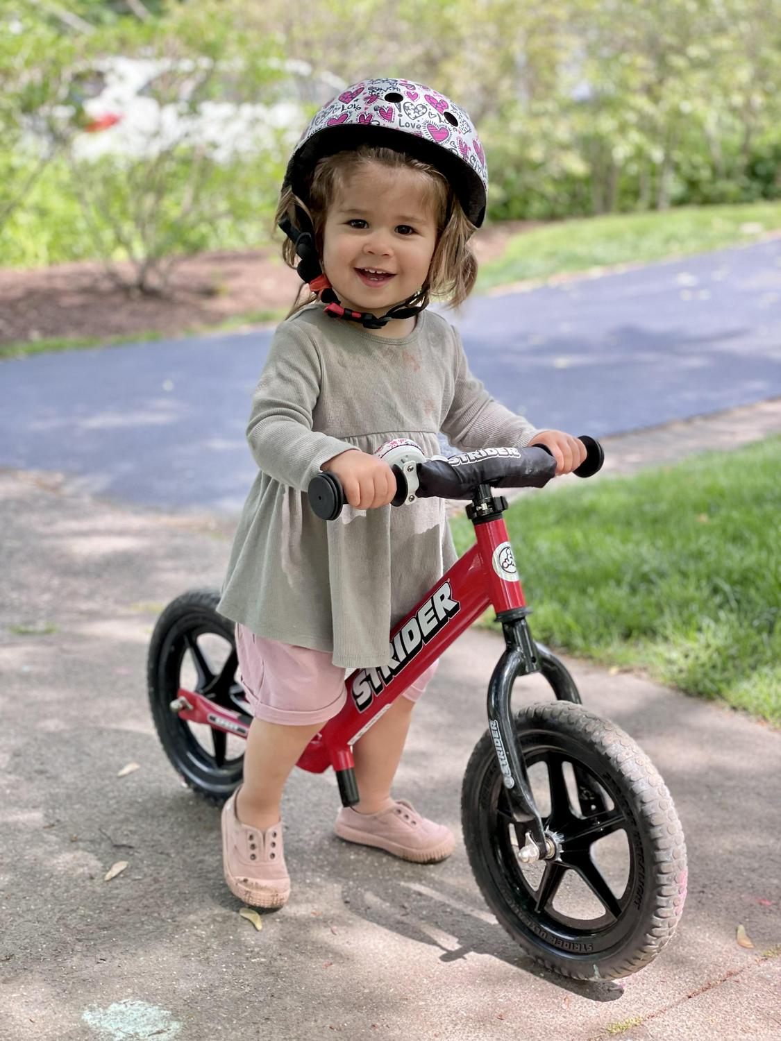 Strider - 12 Sport Balance Bike. Ages 1 to 4 Years - Red