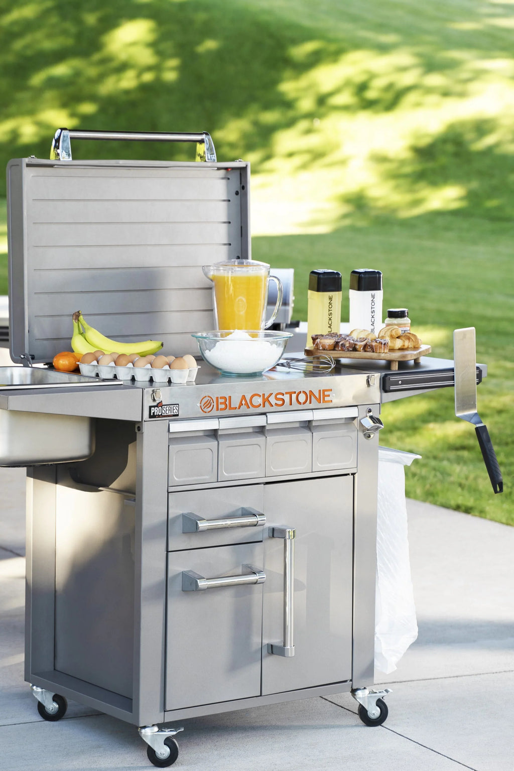 Blackstone Proséries Prep, Serve, and Store Cart with Hood