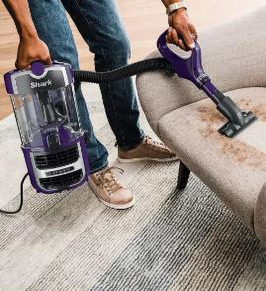Shark ZD201 Lift - Away Upright Vacuum with Powerfin Roller - NEW IN Box!