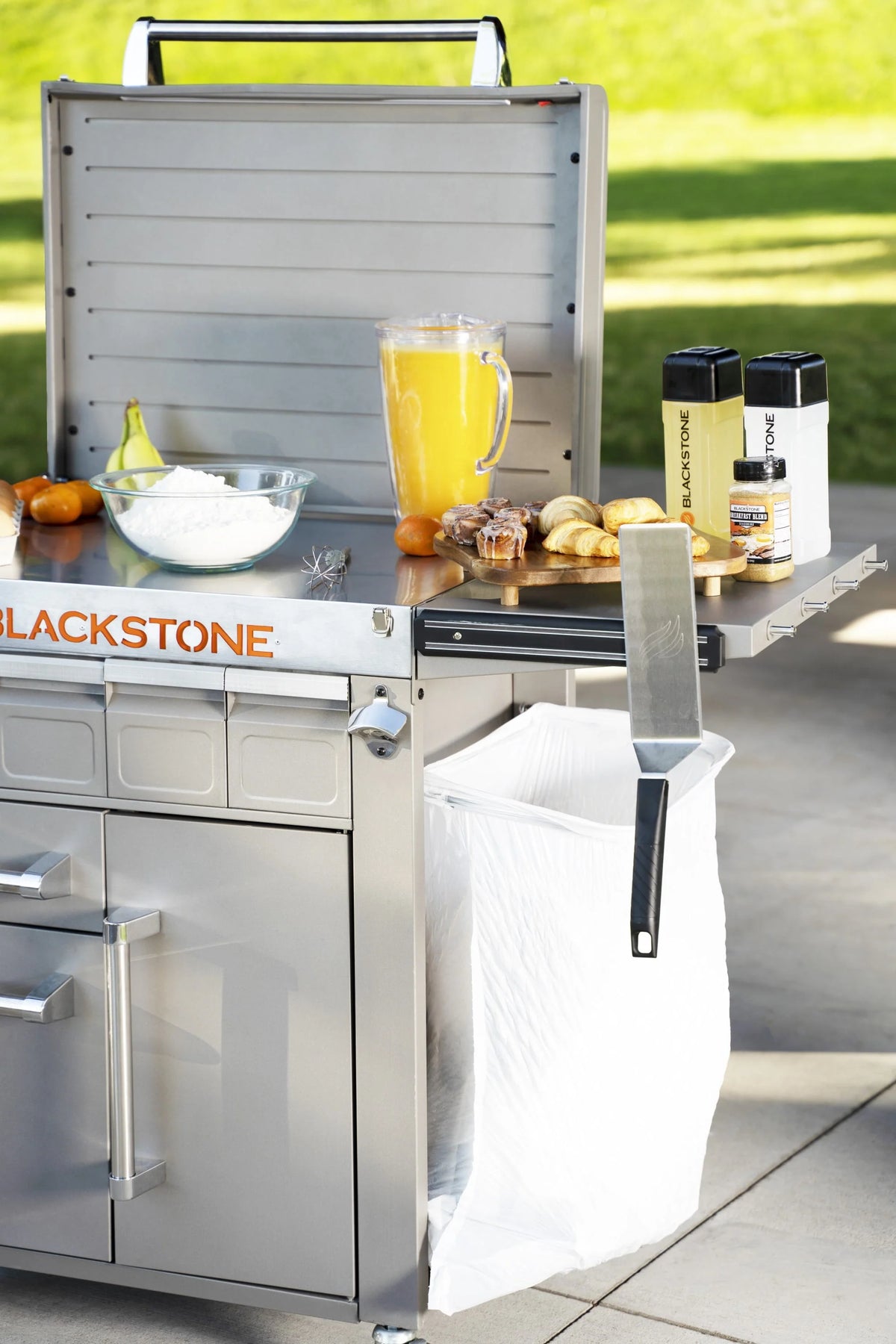 Blackstone Proséries Prep, Serve, and Store Cart with Hood