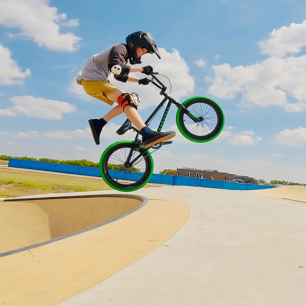 Cubsala 20 in Kids BMX Bike Freestylefor Age 6 - 14 Years Old Boys Girls with 4 Pegs, Black with Red Tires