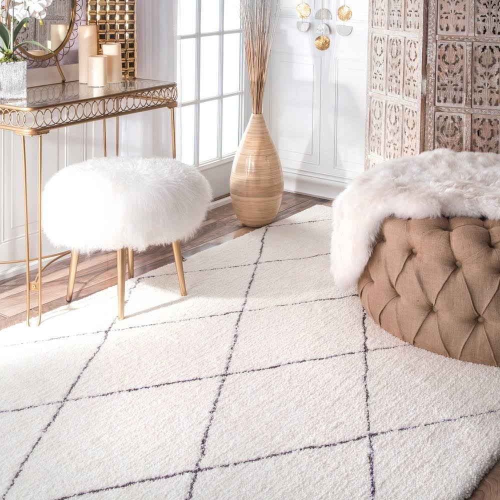 nuLOOM Armitra Hand Tufted Shag Area Rug, 5' x 8', Natural