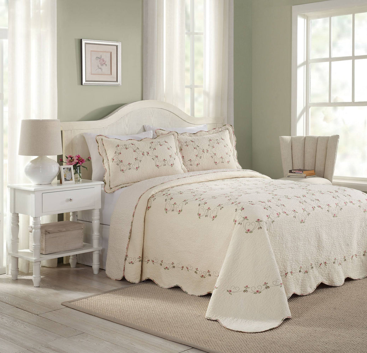 Modern Heirloom Felisa Bedspread, Ivory, Queen