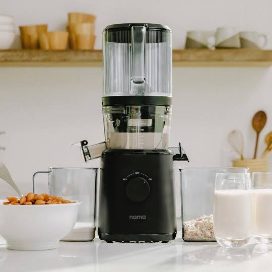 Nama J2 Cold Press Juicer Black