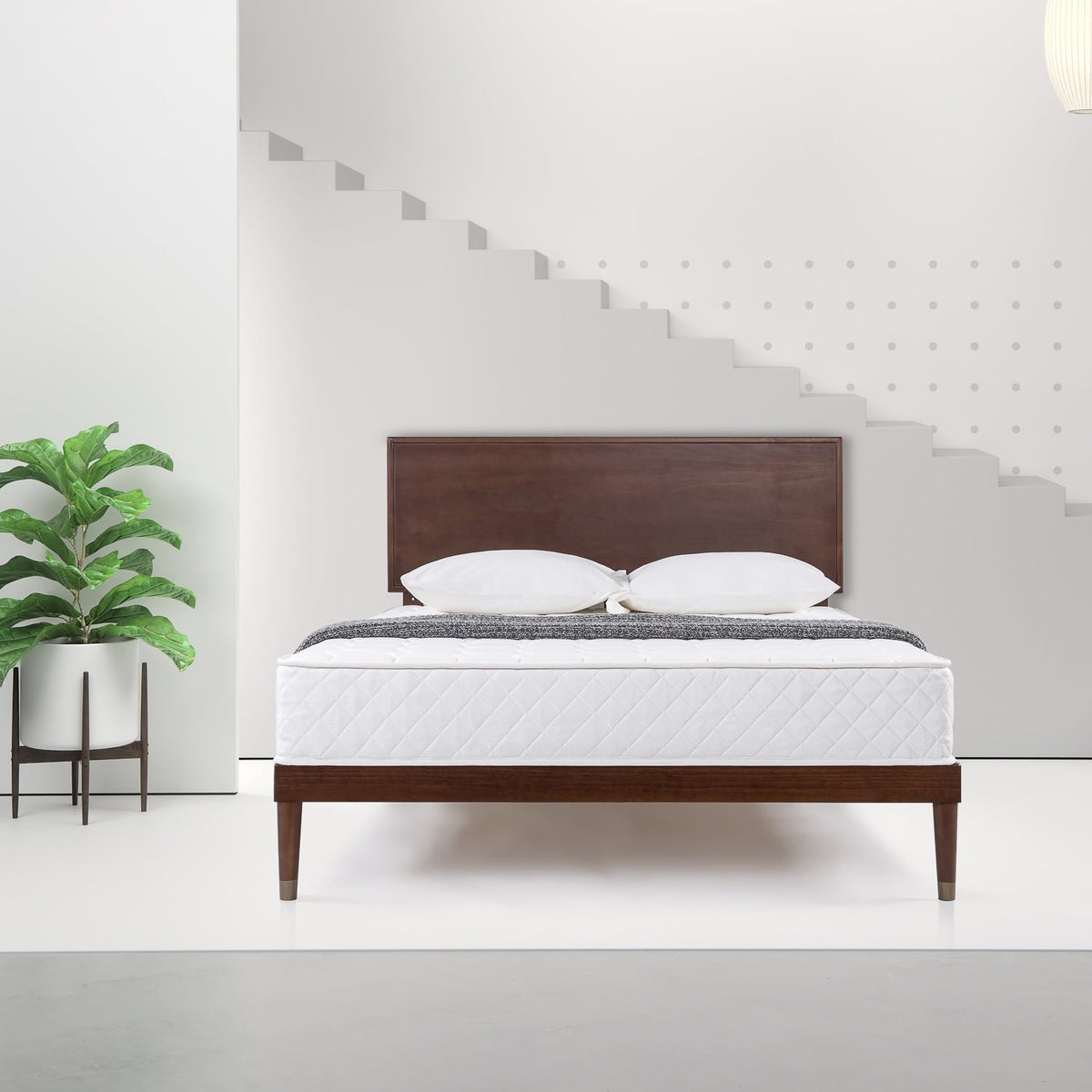 8 Quilted Hybrid of Comfort Foam and Pocket Spring Mattress. King